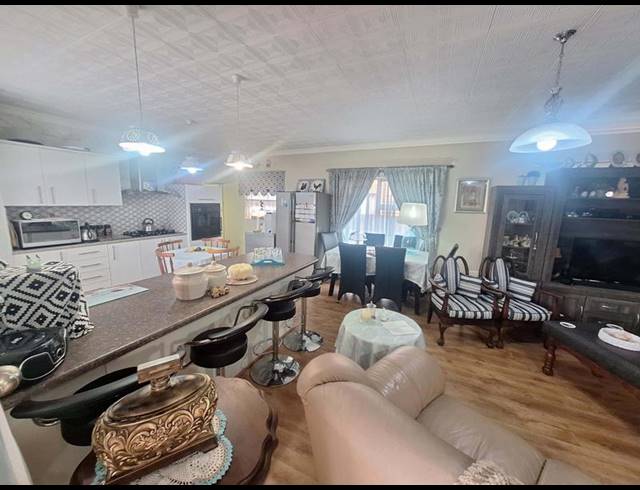 3 BEDROOM HOUSE FOR SALE IN HARTENBOS